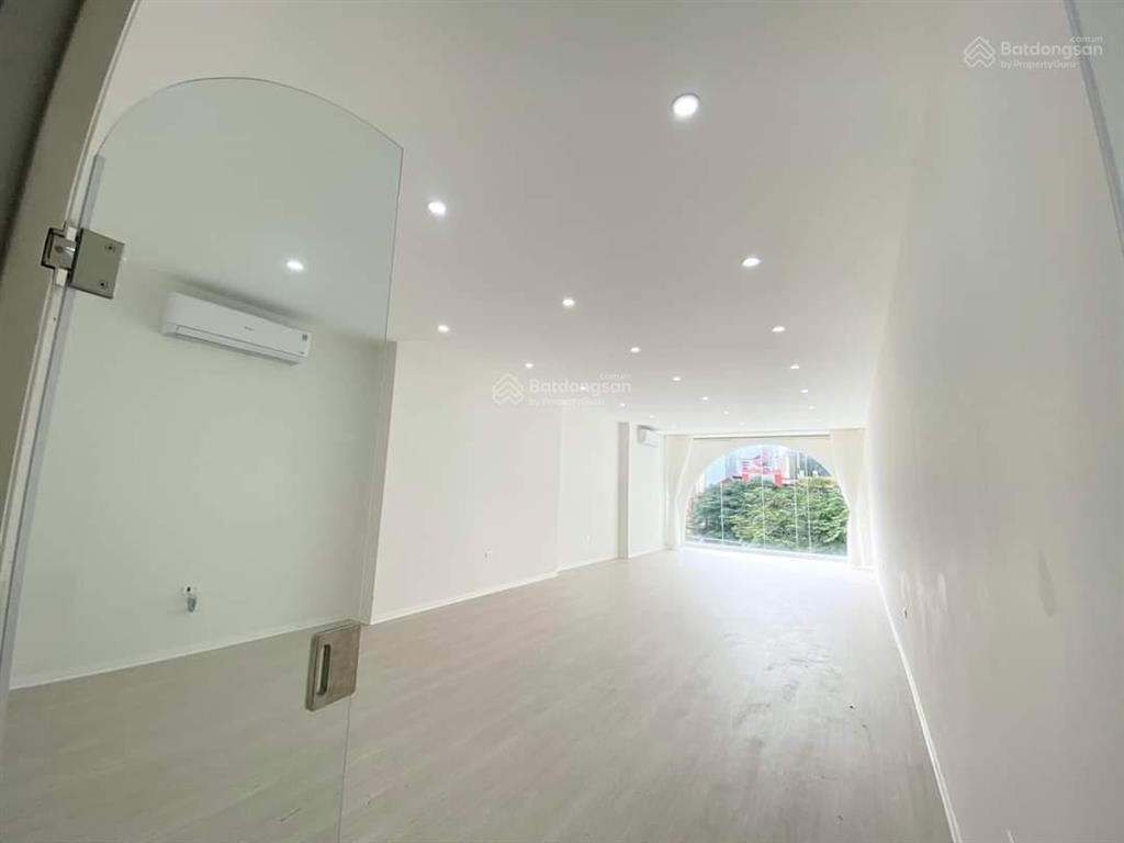 Cho thuê nhà phố vĩnh tuy, dt 60m2 x 7 tầng, mt 5m, nhà mới, thông sàn, thang máy, ngõ rộng ô tô đỗ