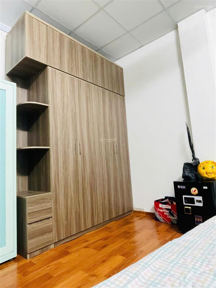 Cho thuê nhà phố huế, dt 35m2 x 2 tầng, gồm 2 phòng ngủ, bếp khách, full nội thất mới đẹp!
