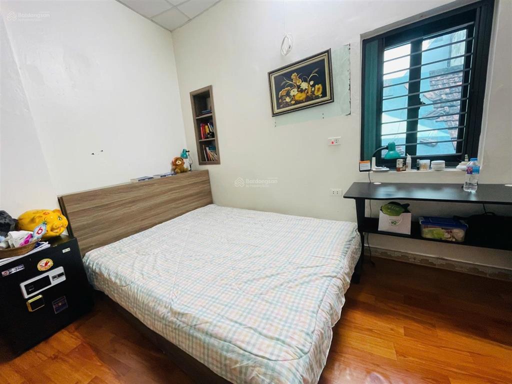 Cho thuê nhà phố huế, dt 35m2 x 2 tầng, gồm 2 phòng ngủ, bếp khách, full nội thất mới đẹp!