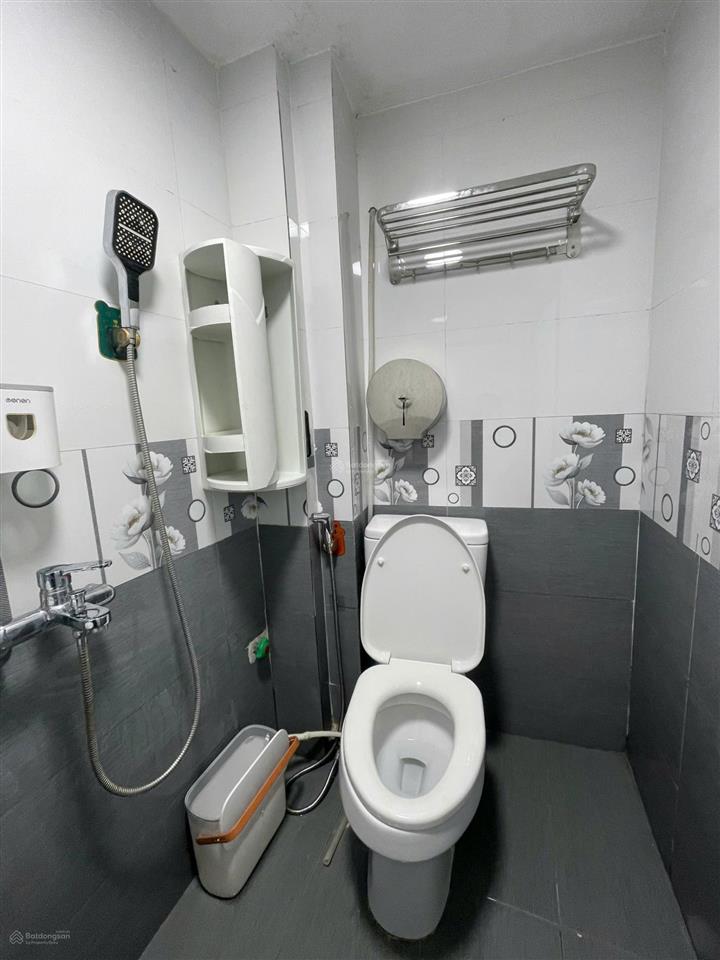 Cho thuê nhà phố huế, dt 35m2 x 2 tầng, gồm 2 phòng ngủ, bếp khách, full nội thất mới đẹp!