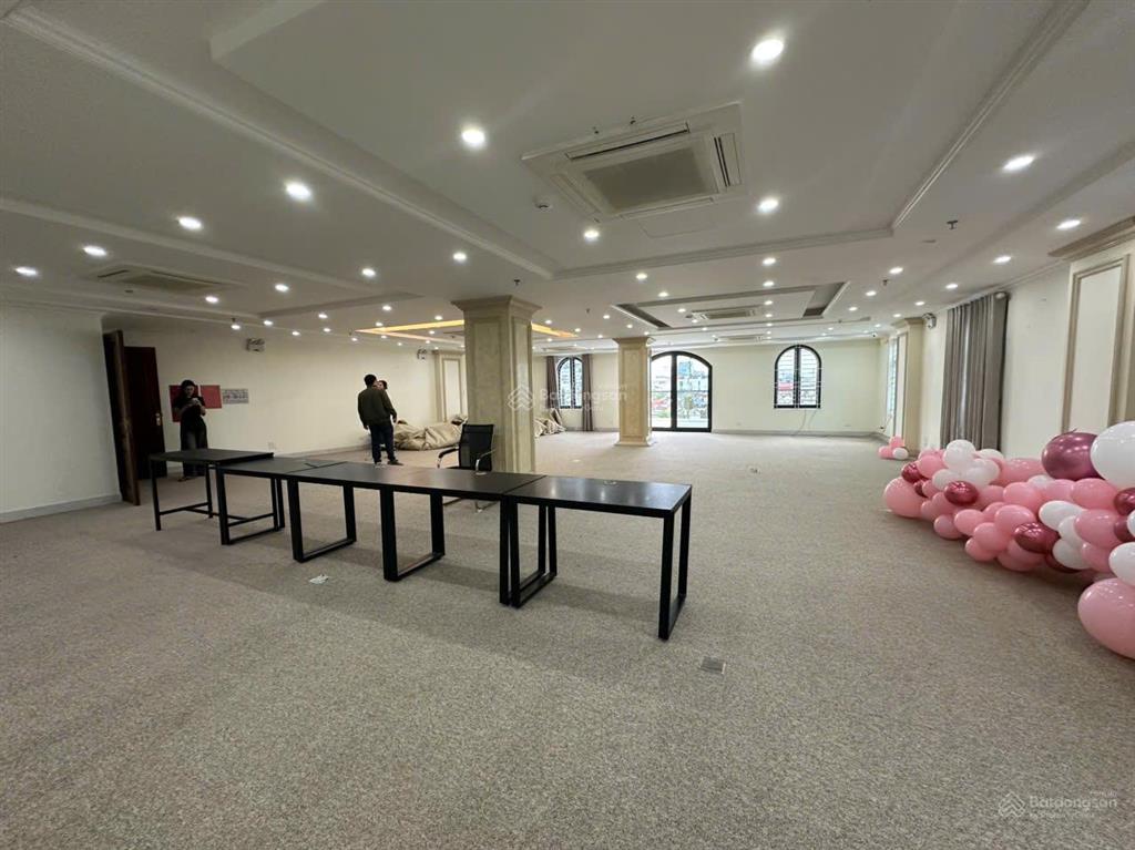 Cho thuê sàn vp ngõ 622 minh khai  times city, dt 175m2, sàn mới, thông sàn, thang máy, giá tốt!