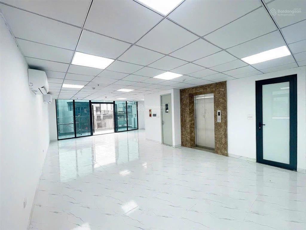 Cho thuê sàn vp phố nguyễn du, dt 130m2, sàn mới đẹp, thang máy, hầm, pccc, bảo vệ,...