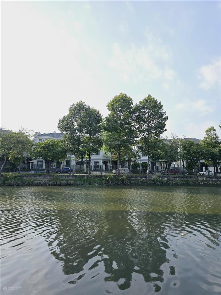 25 tỷ căn villa xây mới view sông giồng, đối diện lakeview, gần ga bình trưng hầm 4 tầng, 450m2
