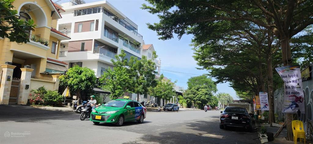 165tr/m2 nhà 2 mặt tiền ~ 160m2 khu nguyễn văn hưởng gần tropic garden 8x20m xe 7 chỗ để trong nhà