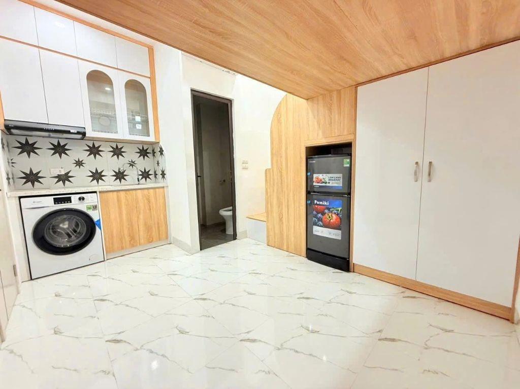 Bán nhà 85m2 xây 7 tầng khu vực Minh Khai - Kim Ngưu, dòng tiền 1,2 tỷ/năm.