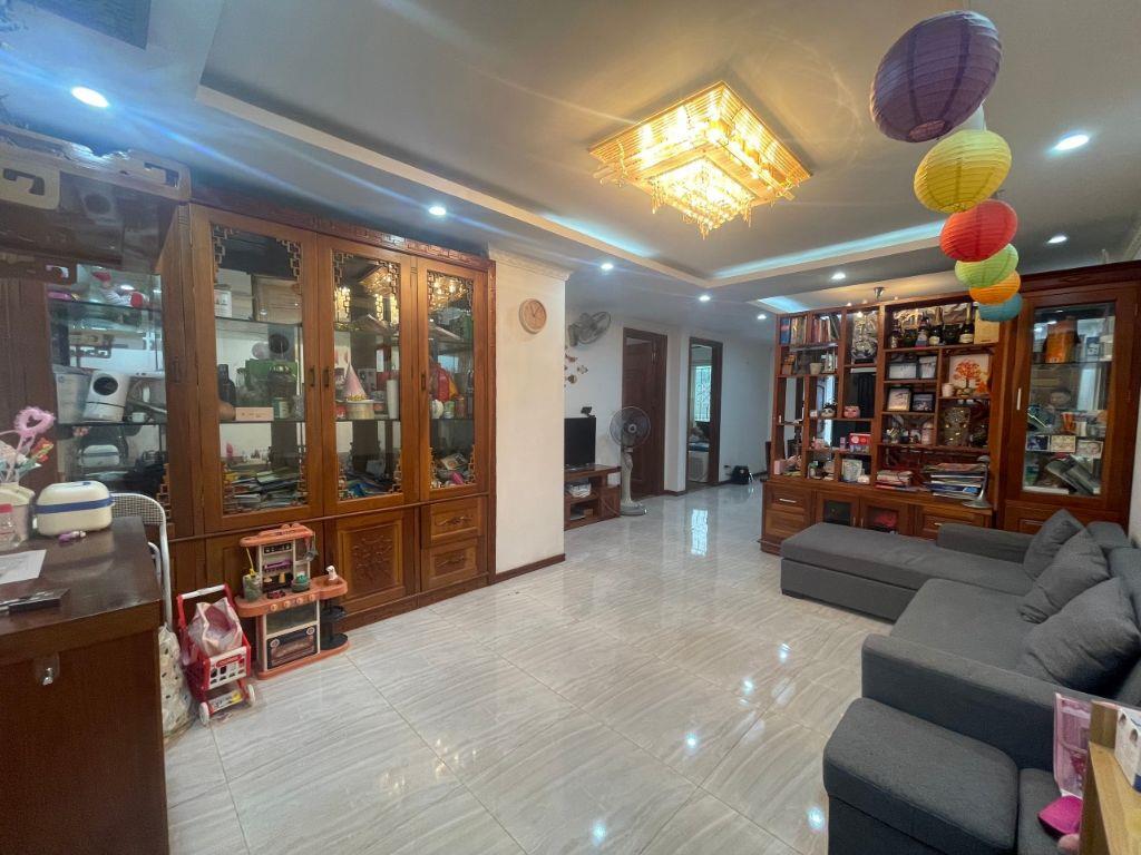Bán căn hộ HH1 Dương Đình Nghệ 100m2 3PN 2WC GIÁ 6,* TỶ giá tốt hiện nay