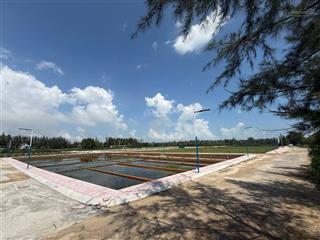 Cần bán đất cách biển 300m giá 430tr, sẵn sổ đỏ, vị trí đẹp