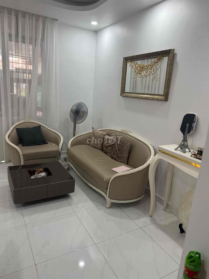 cần bán nhà gấp