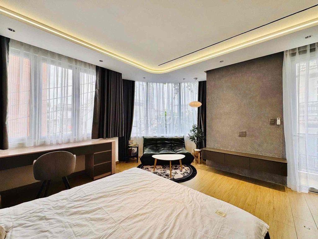 căn gốc thiết kế đẹp, 3 phòng ngủ giảm hơn 2tỷ, có thang máy