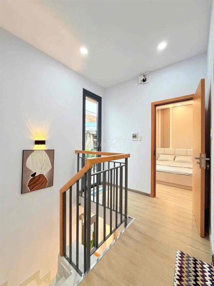 nhà 3 phòng ngủ gần sân bay, metro 2, tân bình