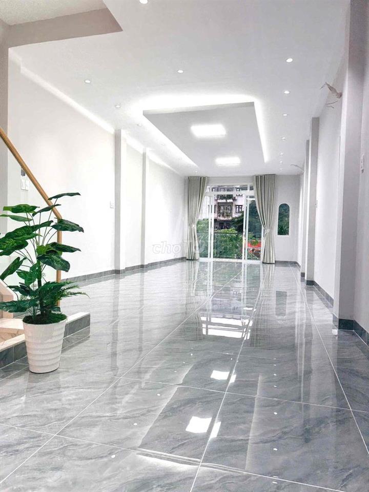 nhà mặt tiền đường dương quãng hàm gò vấp , giá tốt cho khách mua