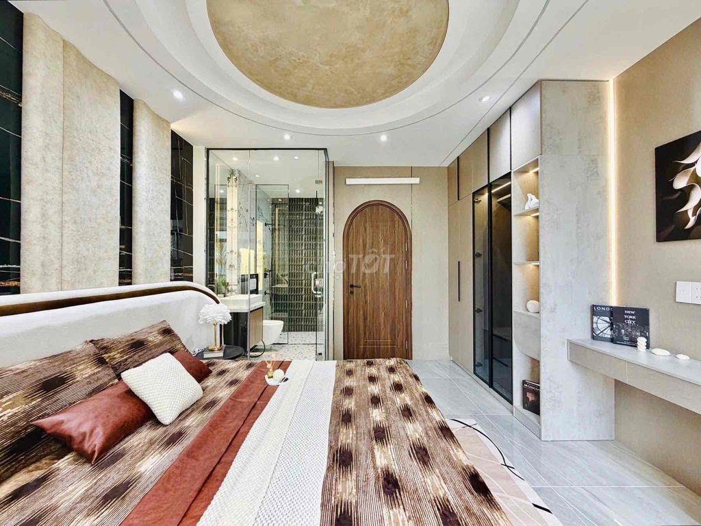 nhà tân bình 4 phòng ngủ có thang máy