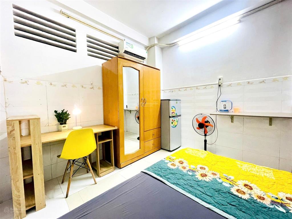 Phòng đẹp  đầy đủ tiện nghi  full nt
