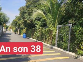 Đất an sơn 38, đường nhựa, 10x24m thổ cư 100m2, trên đất có vườn măng cụt, giá đầu tư được