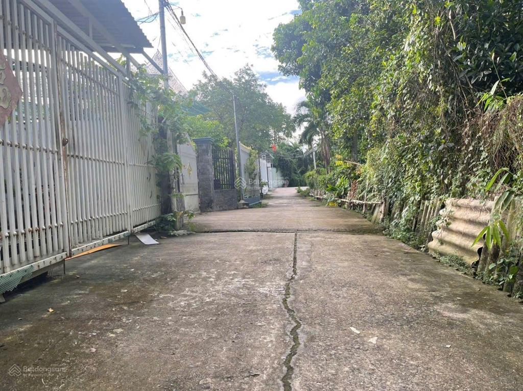 Nhà bình nhâm 414m2, rộng rãi, có sân vườn, phù hợp mọi nhu cầu, giá còn thương lượng mạnh