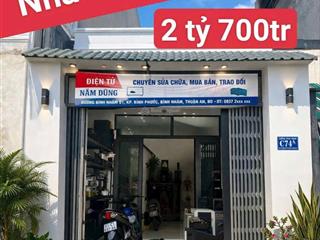 Nhà bình nhâm chỉ 2 tỷ 700tr, đường xe 7 chổ, đường thông