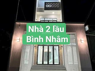 Bán căn nhà lái thiêu, 1 trệt 2 lầu, 4 phòng ngủ, giá đầu tư