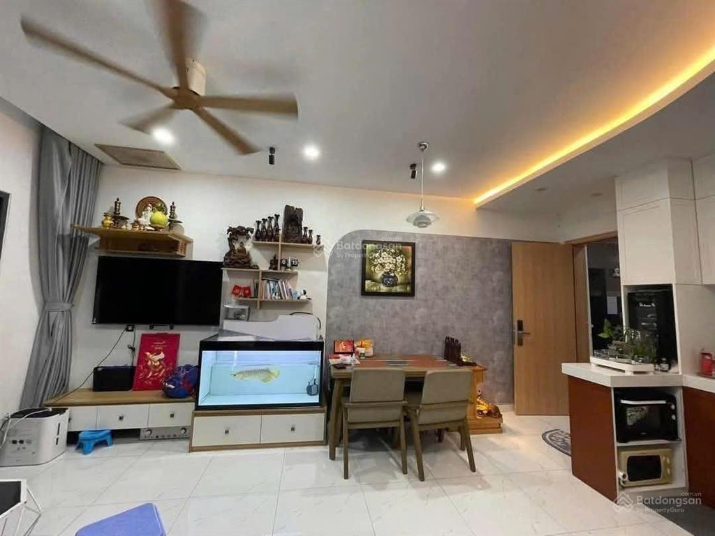 Bán chung cư khánh hội 2  75m2 2pn2wc  giá 5,5 tỷ ( đã có sổ )