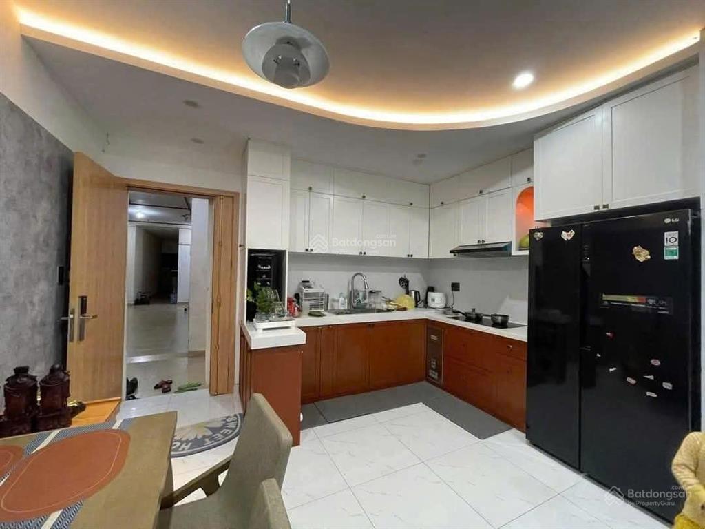 Bán chung cư khánh hội 2  75m2 2pn2wc  giá 5,5 tỷ ( đã có sổ )