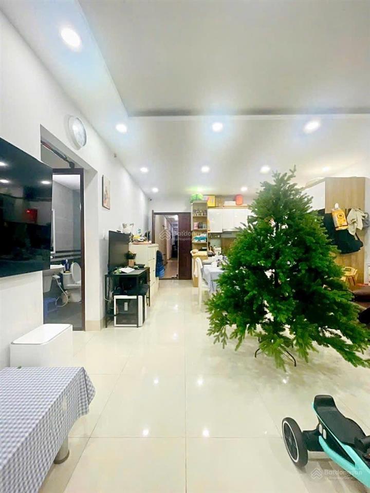 Bán chung cư khánh hội 2  87m2 2pn2wc  nhà đã sửa nội thất hiện đại  giá 5,95 tỷ (đã có sổ)