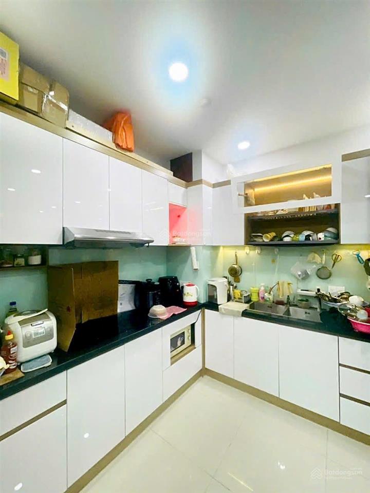 Bán chung cư khánh hội 2  87m2 2pn2wc  nhà đã sửa nội thất hiện đại  giá 5,95 tỷ (đã có sổ)