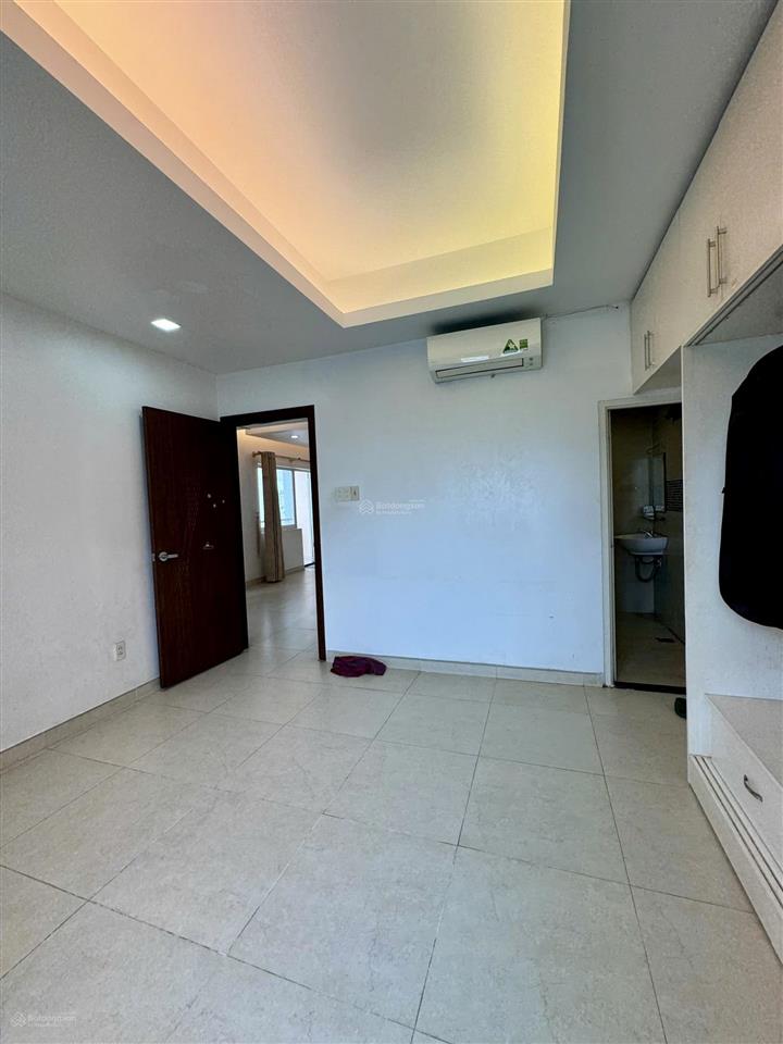 Bán chung cư vạn đô  94m2 3 phòng sửa 2 phòng, 2 toilet  giá 5,8 tỷ
