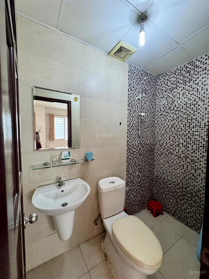 Bán chung cư vạn đô  94m2 3 phòng sửa 2 phòng, 2 toilet  giá 5,8 tỷ