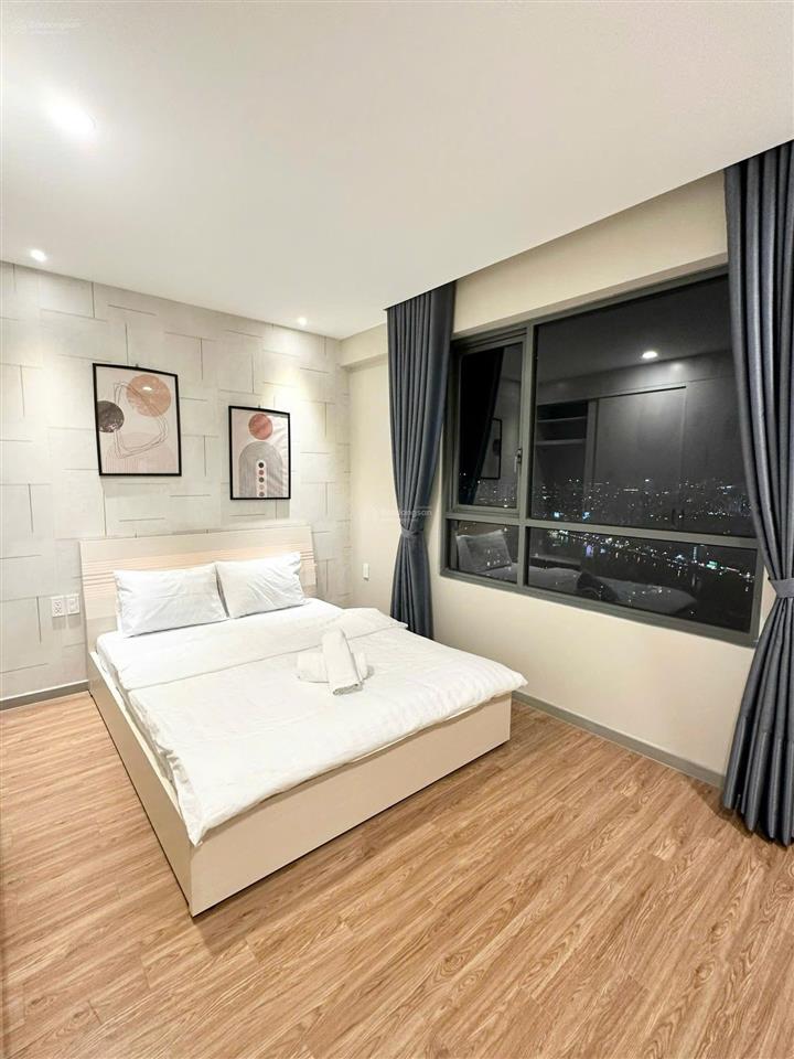 Cho thuê chung cư gold view  117m2 3pn 2wc  giá 30tr/tháng  căn góc, 2 ban công