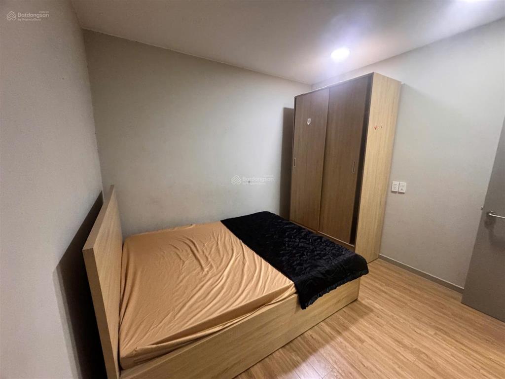 Cho thuê cc gold view  80m2 2pn2wc  full nt  giá 20tr/tháng   0938 720 *** mr.tài