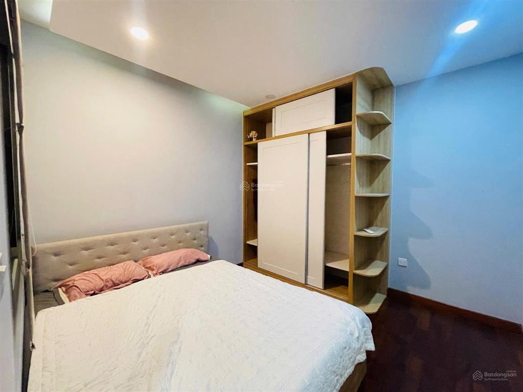 Cho thuê căn hộ gold view 80m2 2pn2wc có ban công  18tr/tháng