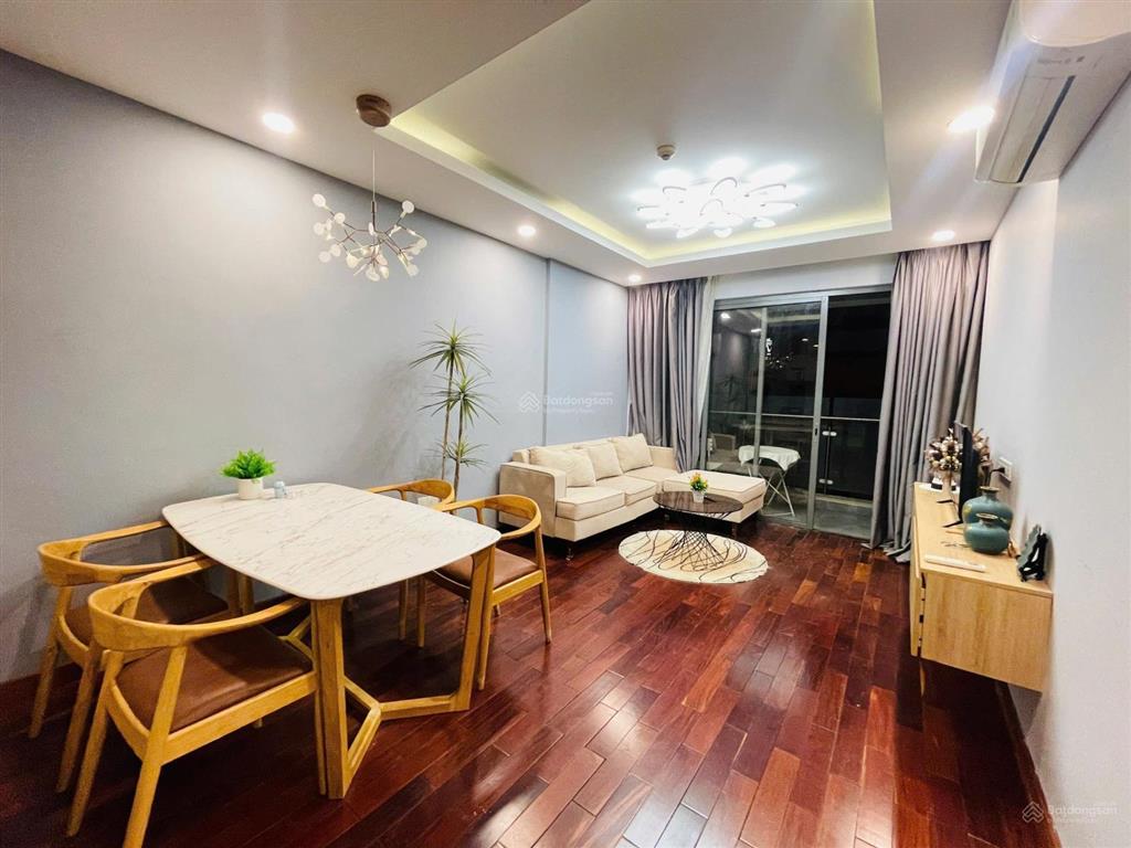Cho thuê căn hộ gold view 80m2 2pn2wc có ban công  18tr/tháng