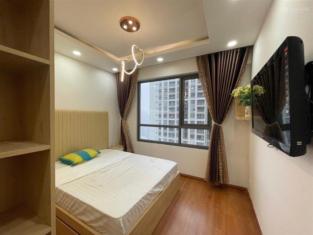 Bán chung cư the gold view  100m2 3pn2wc  view hồ bơi  hướng đông bắc  giá 10,6 tỷ