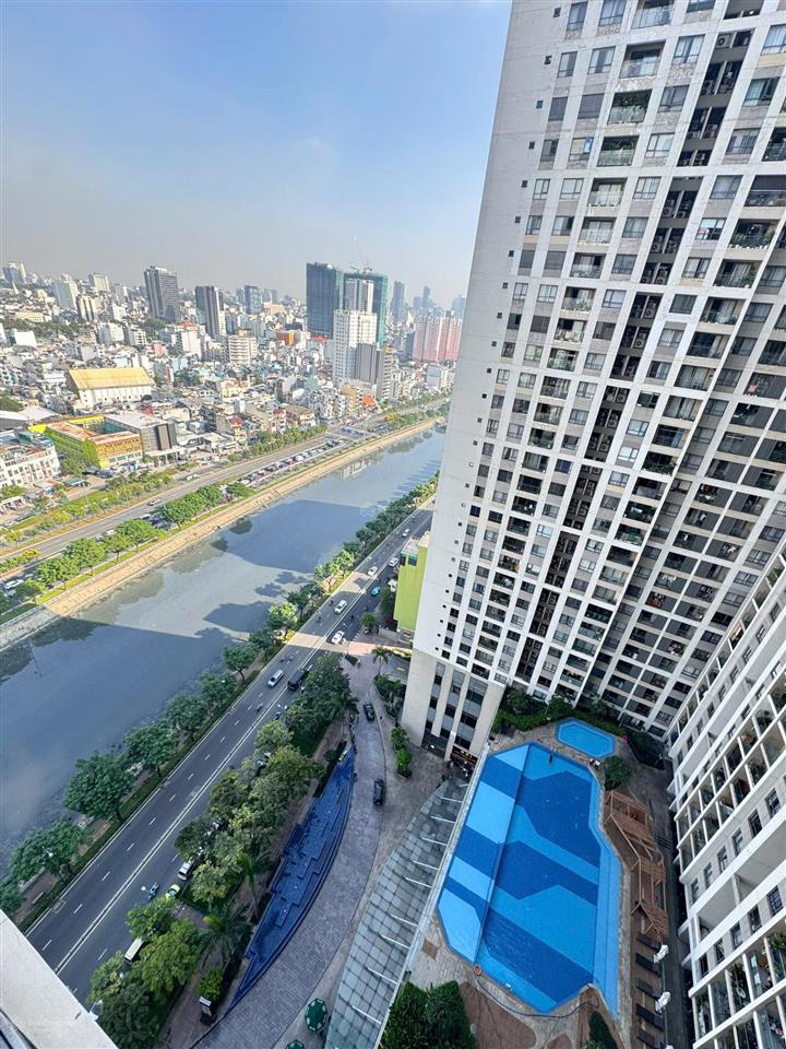 Bán chung cư the gold view  100m2 3pn2wc  view hồ bơi  hướng đông bắc  giá 10,6 tỷ