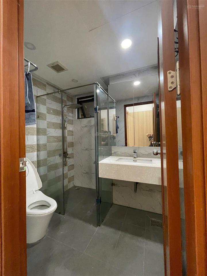 Bán chung cư the gold view  100m2 3pn2wc  view hồ bơi  hướng đông bắc  giá 10,6 tỷ