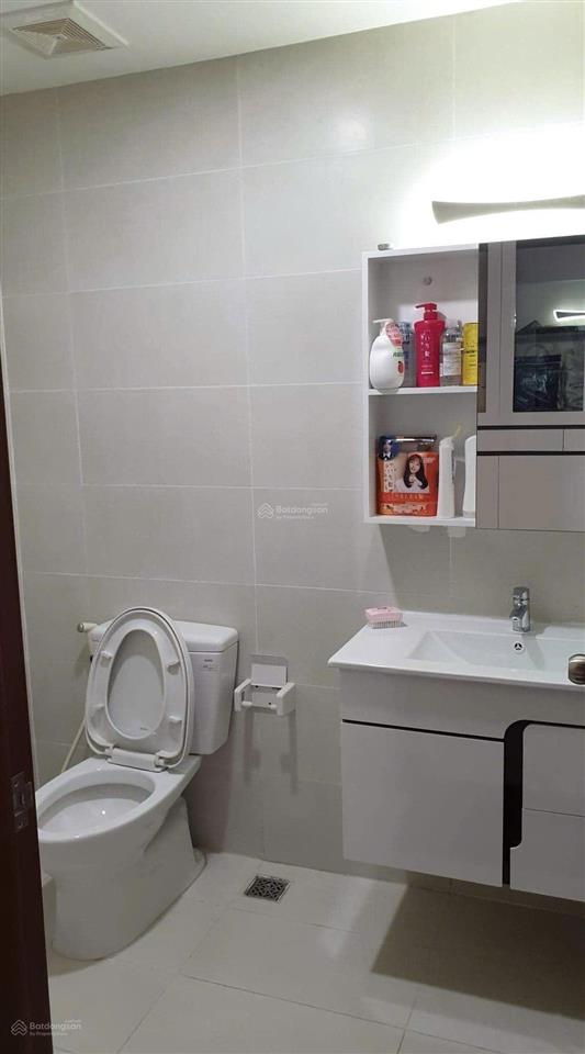 Cho thuê chung cư grand riverside  căn góc  view bitexco  83m2 3pn2wc  full nội thất  giá 20tr