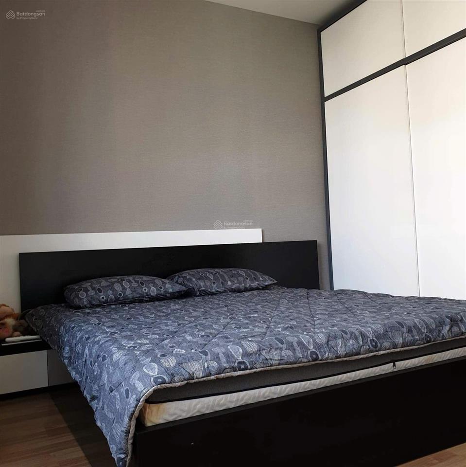 Cho thuê chung cư grand riverside  căn góc  view bitexco  83m2 3pn2wc  full nội thất  giá 20tr