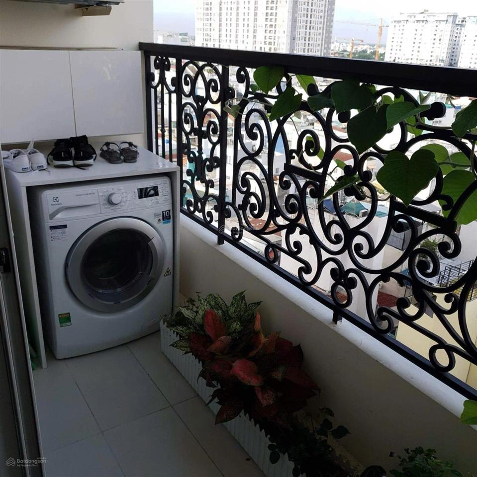 Cho thuê chung cư grand riverside  căn góc  view bitexco  83m2 3pn2wc  full nội thất  giá 20tr