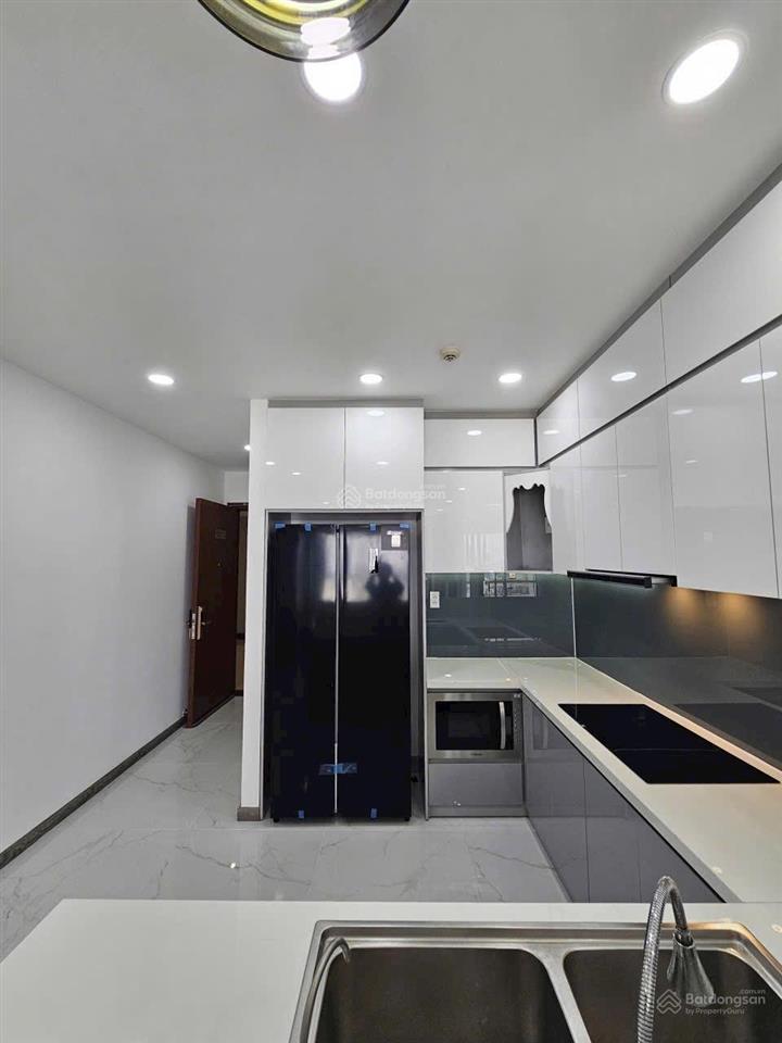 Bán chung cư gold view  80m2 2pn 2wc  view thoáng  8,1 tỷ (bao gồm 5% sổ)