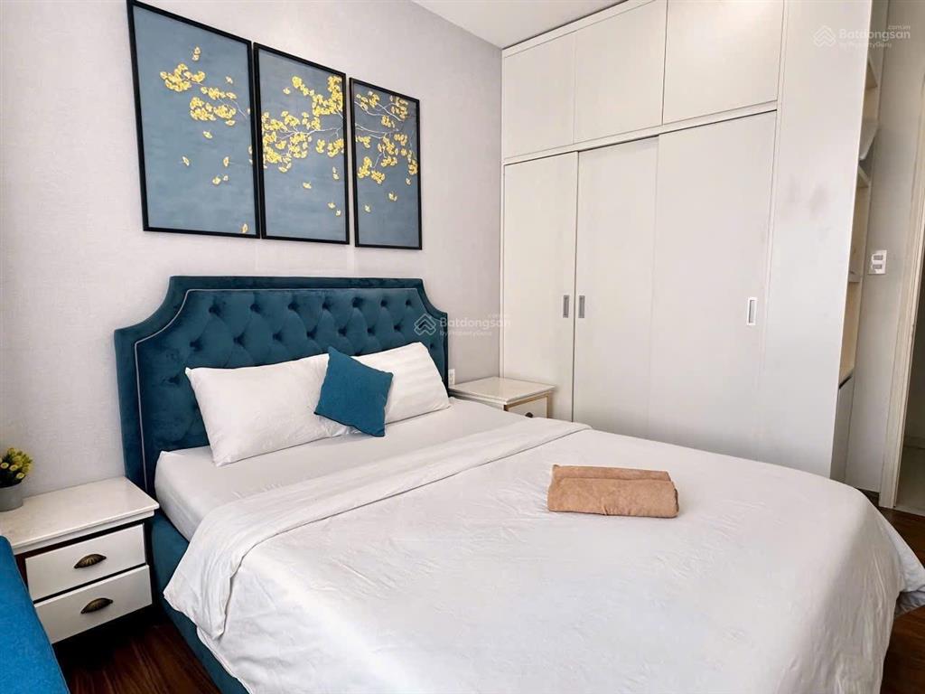 Bán chung cư gold view  77m2 2pn2wc  full nt  giá 7,5 tỷ (bao gồm 5% sổ)