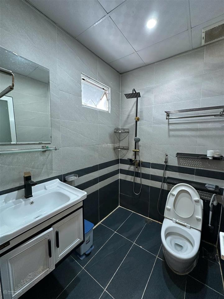 Căn góc 2pn, 2wc chung cư vạn đô, 84m2, ban công rộng, full nội thất vào ở ngay, giá chỉ 14,5tr