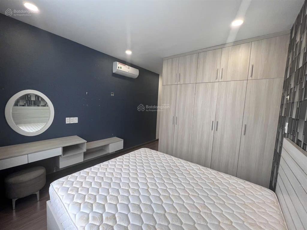 Bán chung cư gold view  lầu cao view thoáng  80m2 2pn2wc  giá 8,2 tỷ (bao gồm 5% sổ)