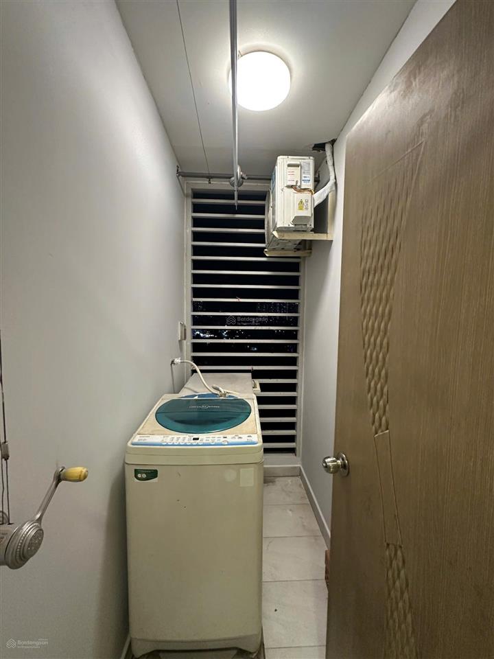 Bán chung cư riva park  lầu cao view đẹp thoáng  105m2 3pn2wc  giá 7 tỷ (bao gồm 5% sổ)