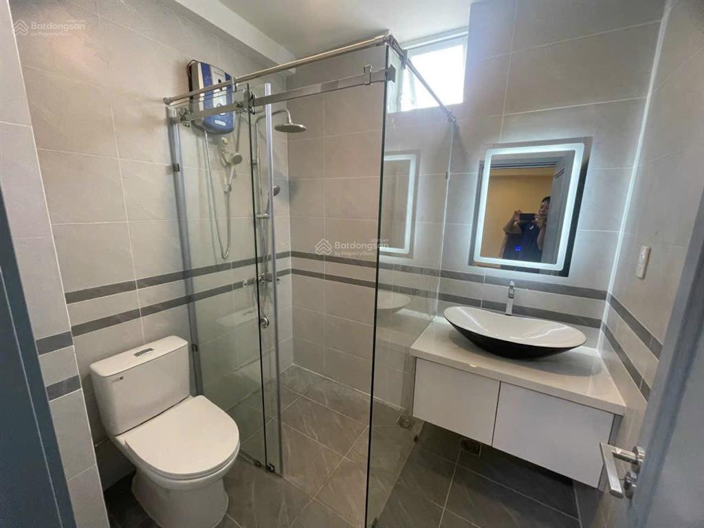 Bán chung cư h1  căn góc  60m2 2pn 1wc  full nội thất  giá 4,35 tỷ (đã có sổ)