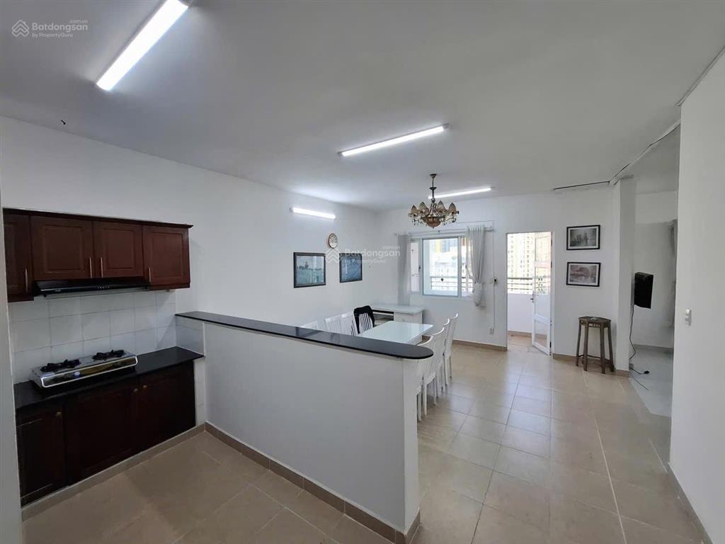 Bán chung cư khánh hội 2  căn góc 100m2 2pn 2wc  có nội thất  giá 6,5 tỷ (đã có sổ)