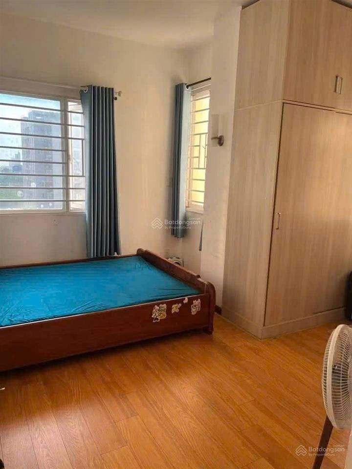 Bán chung cư khánh hội 2  căn góc  82m2 2pn2wc  giá chốt 5,65 tỷ (đã có sổ)
