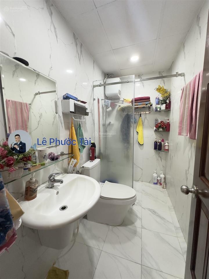 Bán chung cư khánh hội 3  căn góc  view bitexco  76m2 2pn 2wc  giá 5,4 tỷ (đã có sổ)
