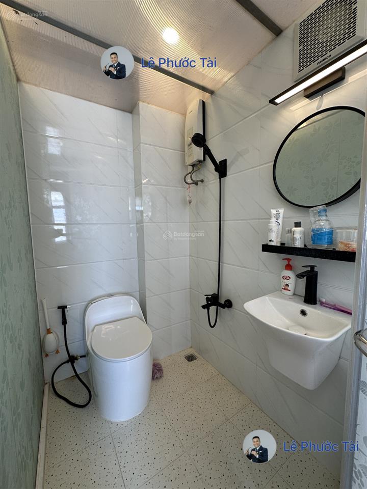 Bán chung cư tôn thất thuyết  căn góc 50m2 2pn 2wc  có nội thất  giá 3,8 tỷ (đã có sổ)