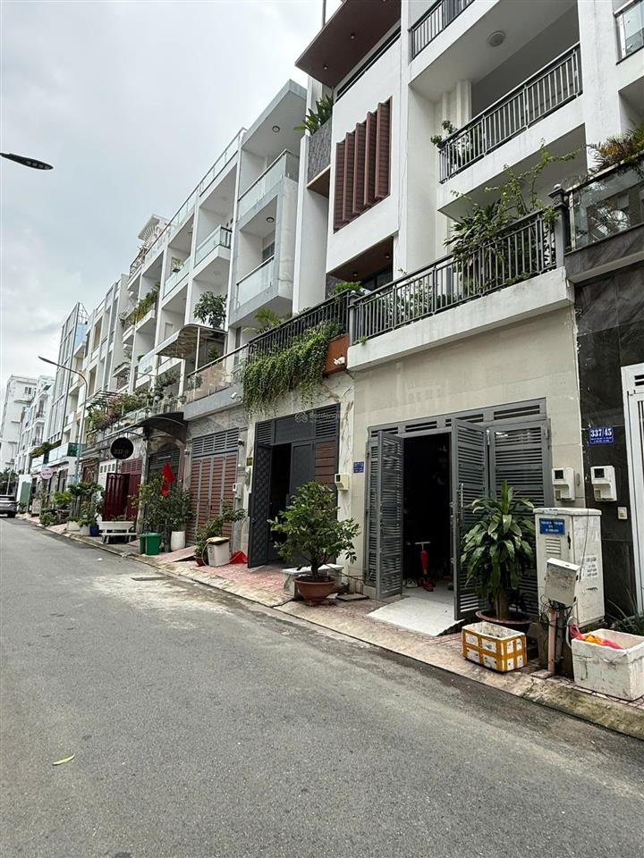 Bán ngay nhà tân phú  hẻm xe hơi thông thống nhất  74m2, trệt 3 lầu