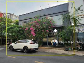 Cho thuê nhà  lô góc 2 mặt tiền  nguyễn xuân khoát  tân phú  22x12m  2tầng  giá 60 triệu