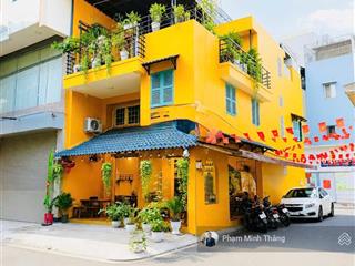 Cho thuê nhà căn góc 3 mặt tiền, bàu cát, tân bình, 3 tầng, ngang 6 mét